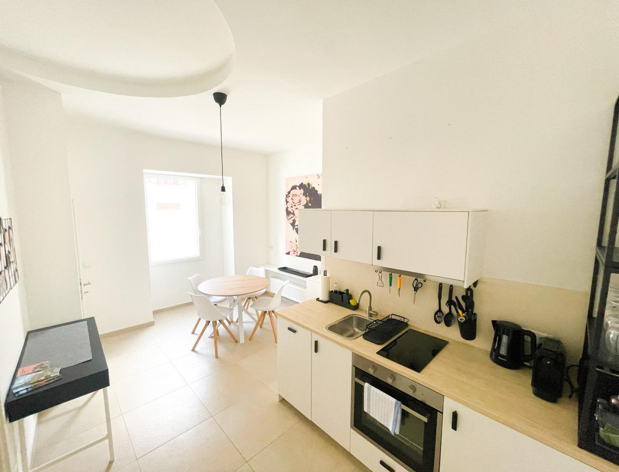 Contactless Self-Check-In - Stayhere Central City Suite 1 Graz Exterior photo