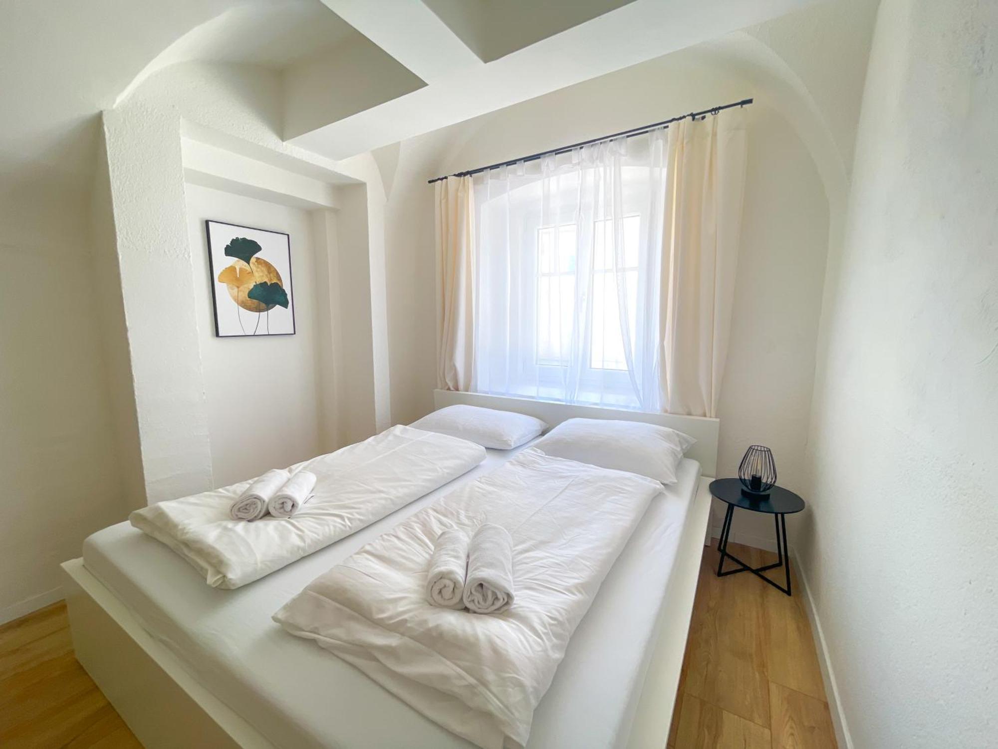 Contactless Self-Check-In - Stayhere Central City Suite 1 Graz Exterior photo