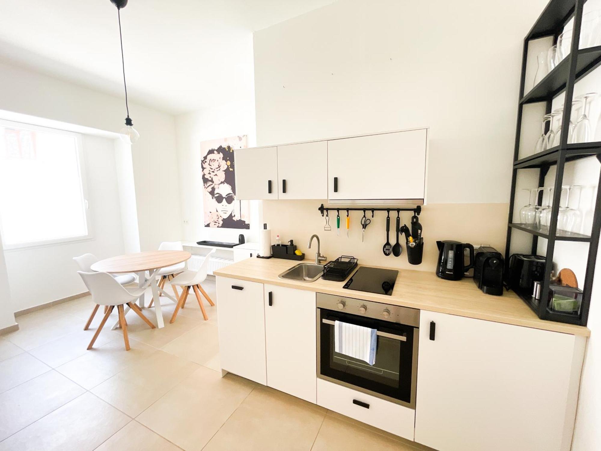 Contactless Self-Check-In - Stayhere Central City Suite 1 Graz Exterior photo
